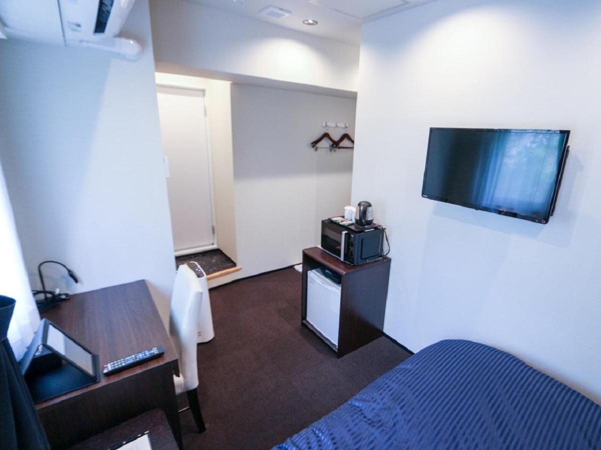 Hotel Livemax Yokohama Kannai Ekimae Екстериор снимка