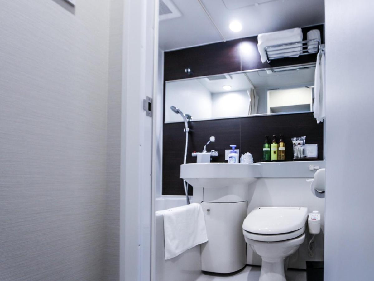Hotel Livemax Yokohama Kannai Ekimae Екстериор снимка