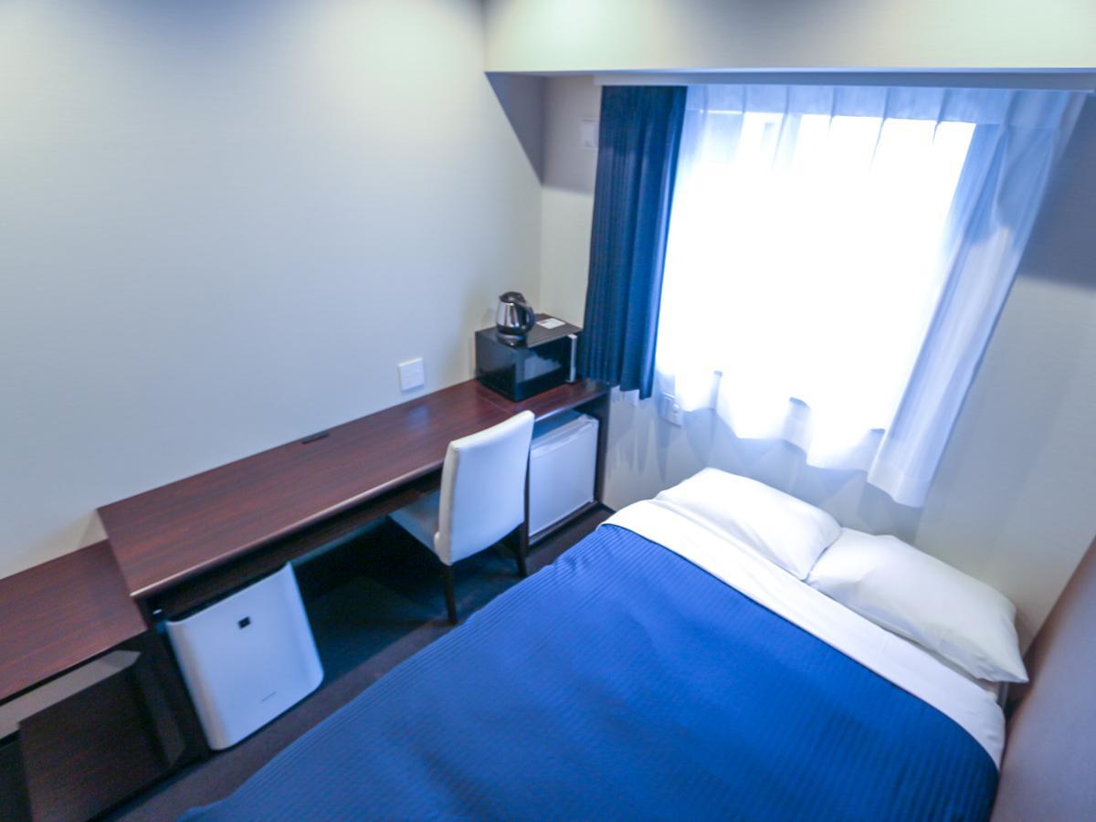 Hotel Livemax Yokohama Kannai Ekimae Екстериор снимка